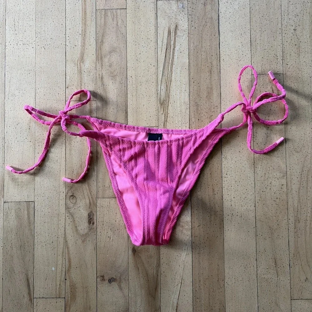 TRIANGL Swim Bikini Bottoms Adjustable Ribbed Pink Women's Size Small Summer EUC